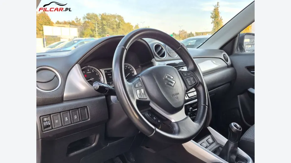 SUZUKI Vitara -