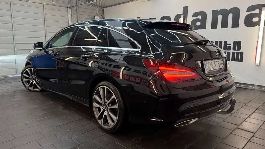 MERCEDES-BENZ CLA -