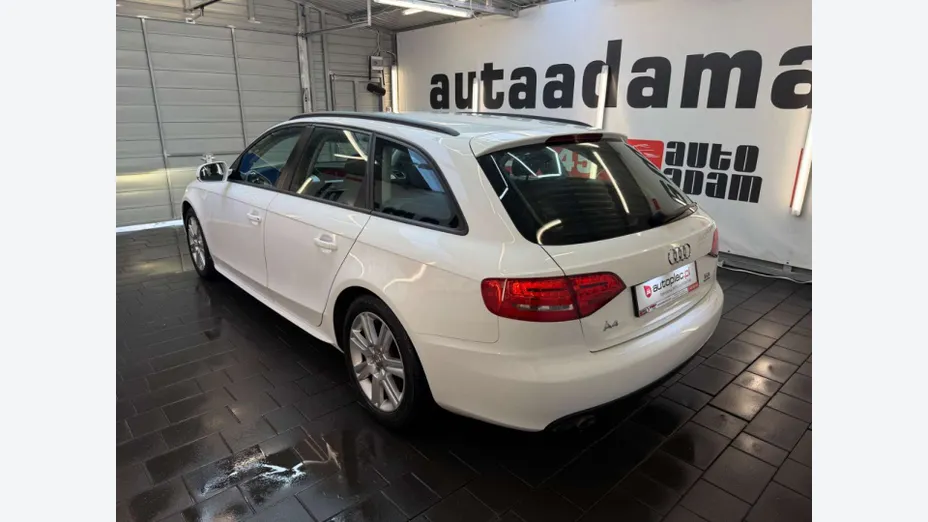 AUDI A4 Avant -