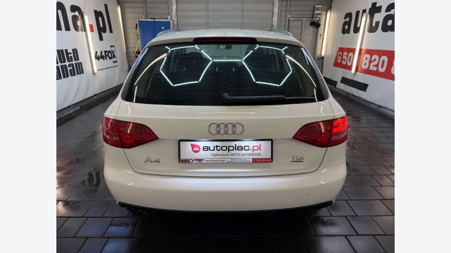 AUDI A4 Avant -
