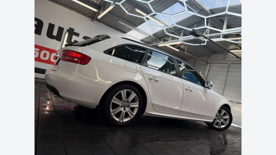 AUDI A4 Avant -