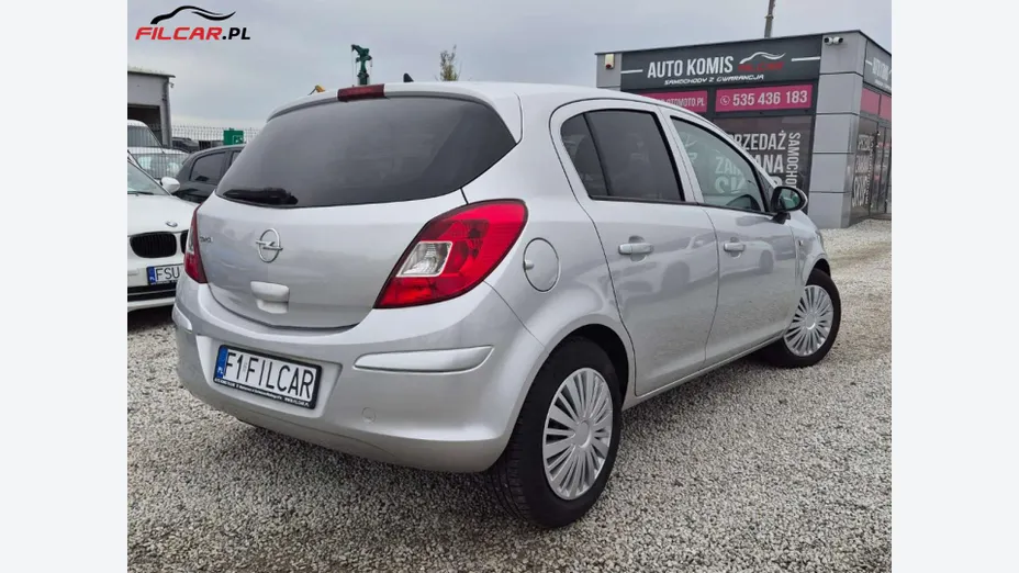 OPEL Corsa -