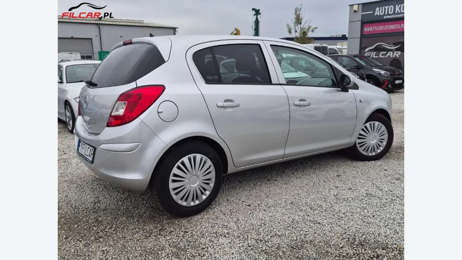 OPEL Corsa -