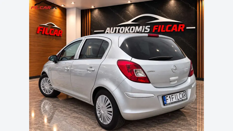 OPEL Corsa -