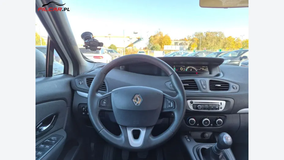 RENAULT Scenic -
