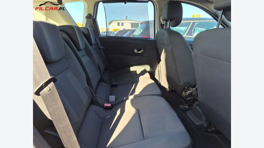 RENAULT Scenic -