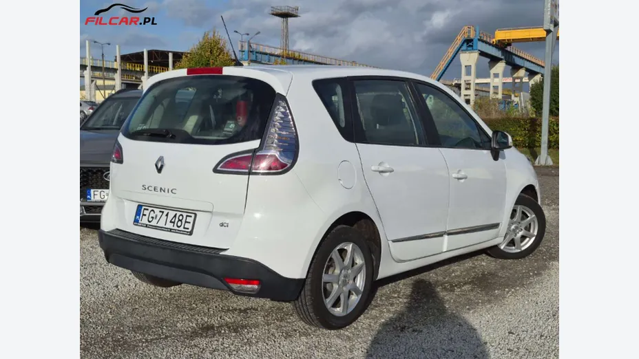 RENAULT Scenic -