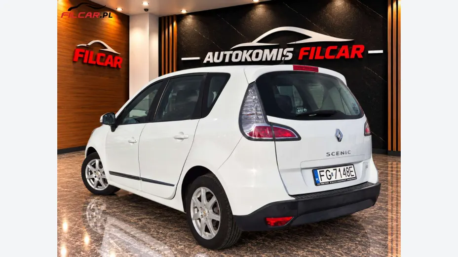 RENAULT Scenic -