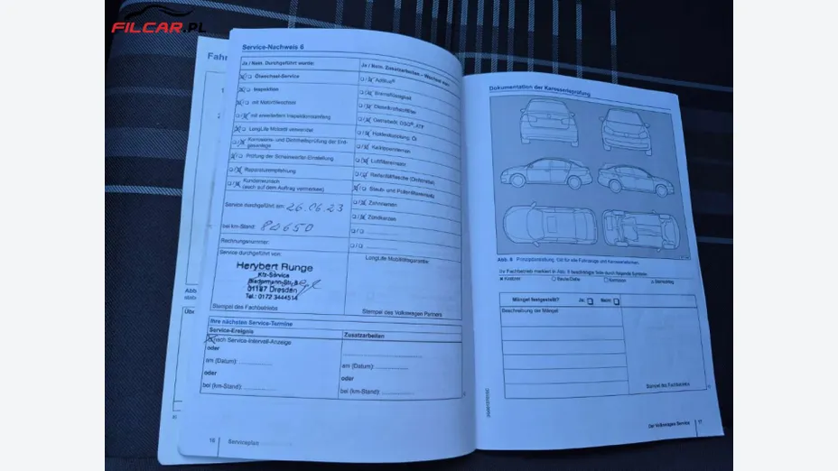 VOLKSWAGEN Golf -