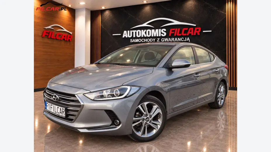 HYUNDAI Elantra -