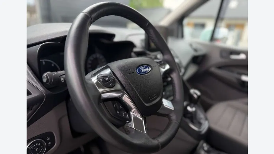 FORD Tourneo Connect -