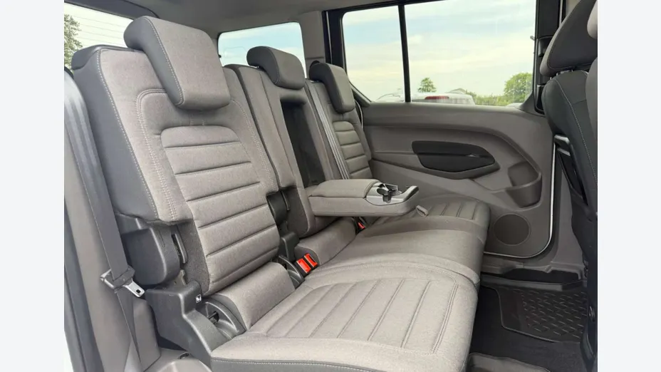 FORD Tourneo Connect -
