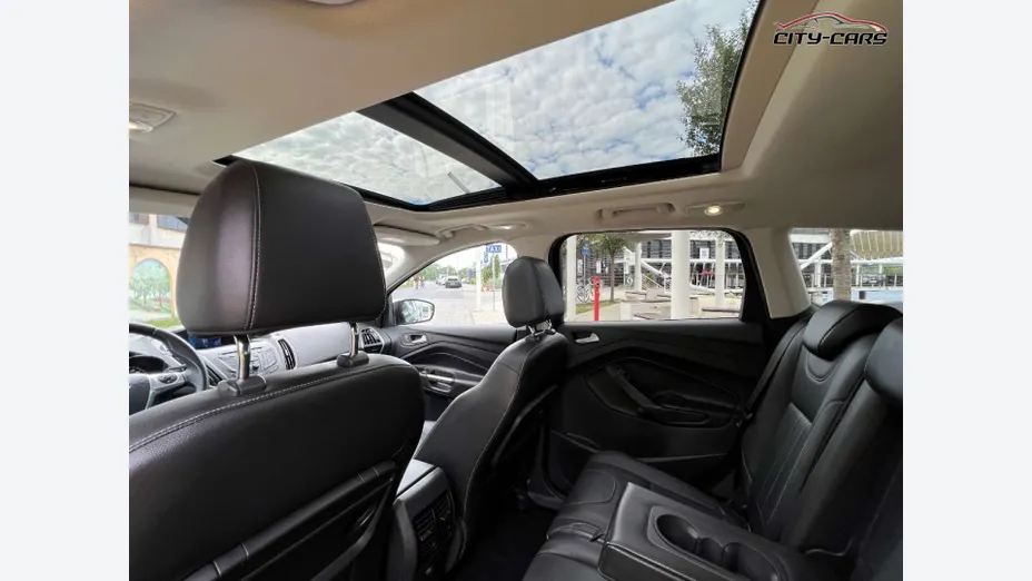 FORD Kuga -