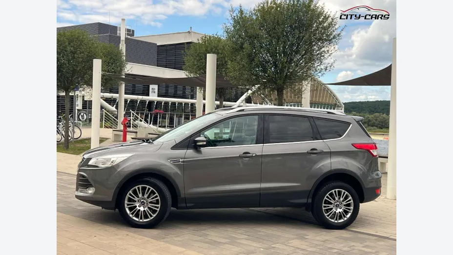 FORD Kuga -