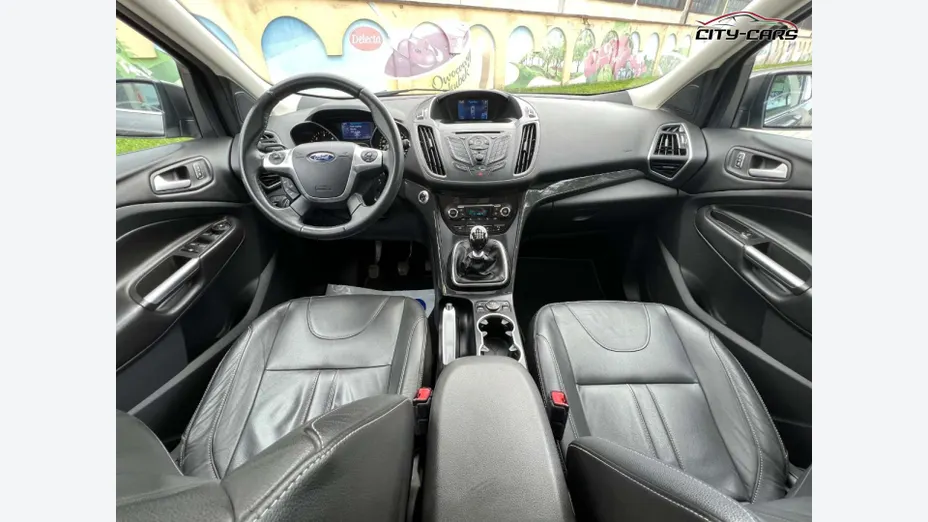 FORD Kuga -
