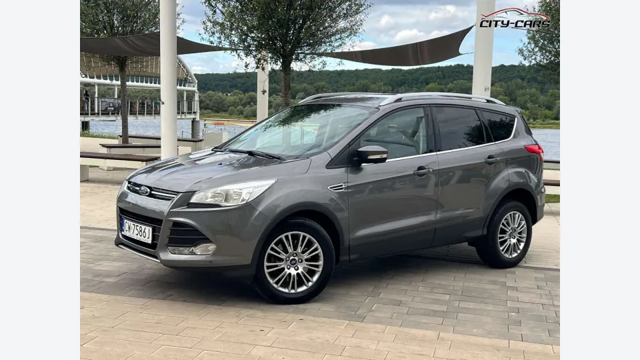 FORD Kuga -