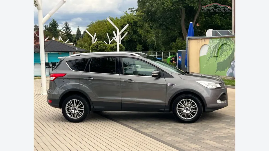 FORD Kuga -