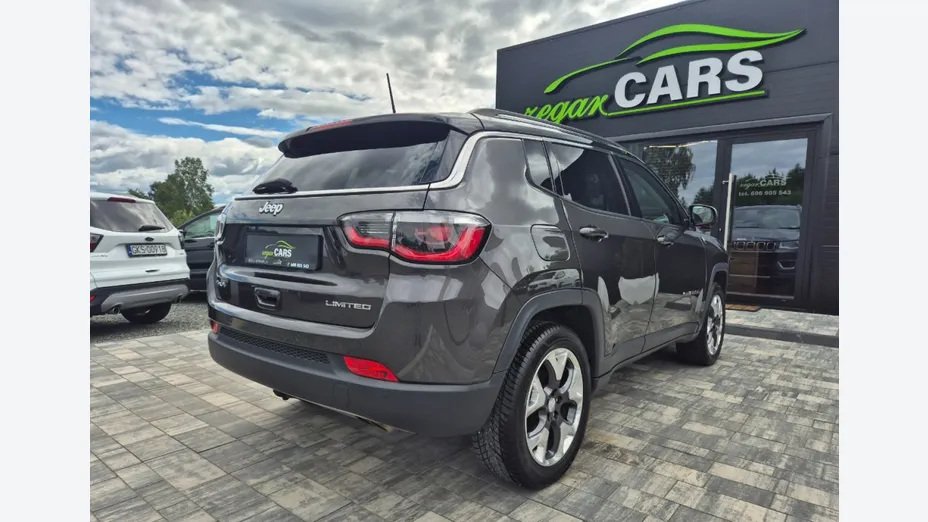 JEEP Compass -