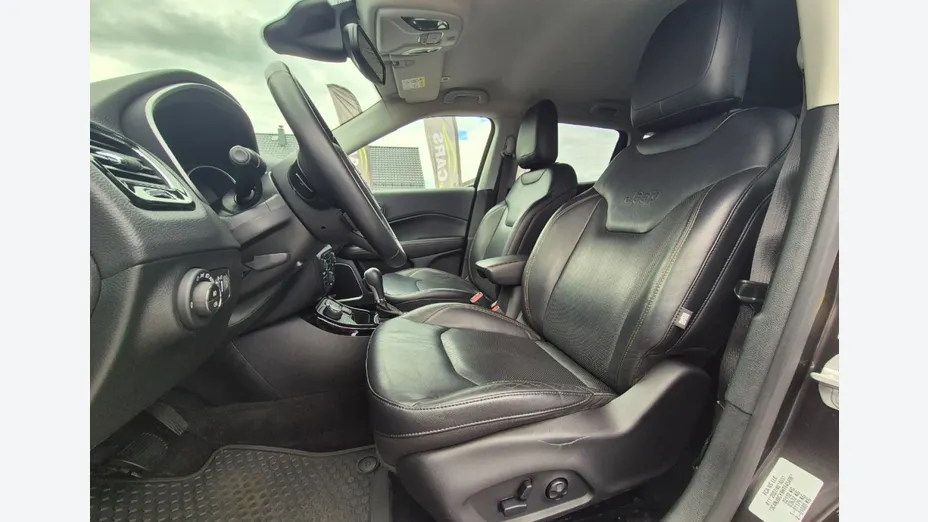 JEEP Compass -