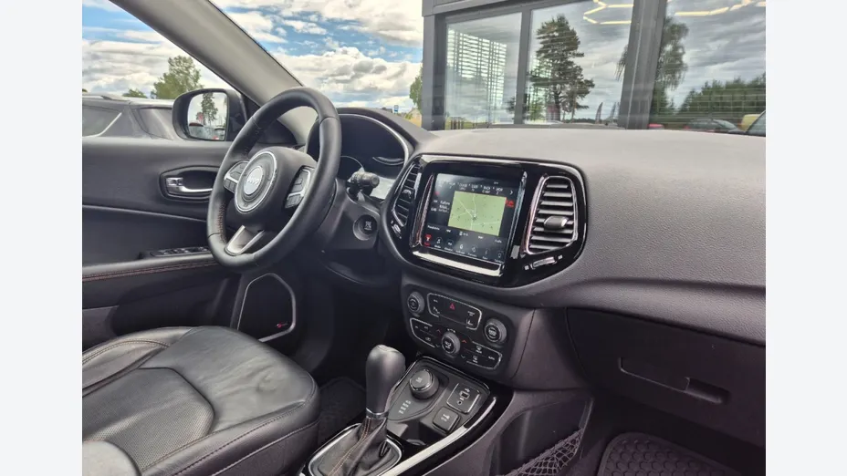 JEEP Compass -