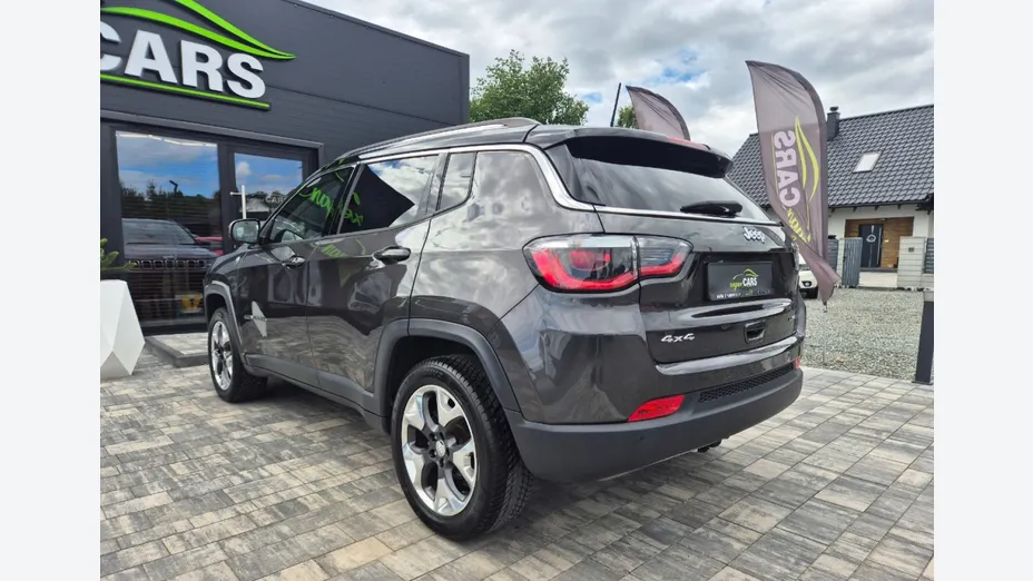 JEEP Compass -
