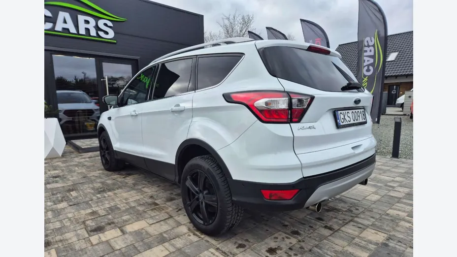 FORD Kuga -