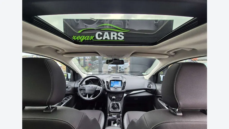 FORD Kuga -