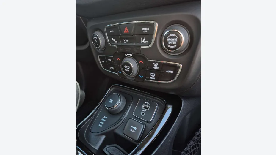 JEEP Compass -