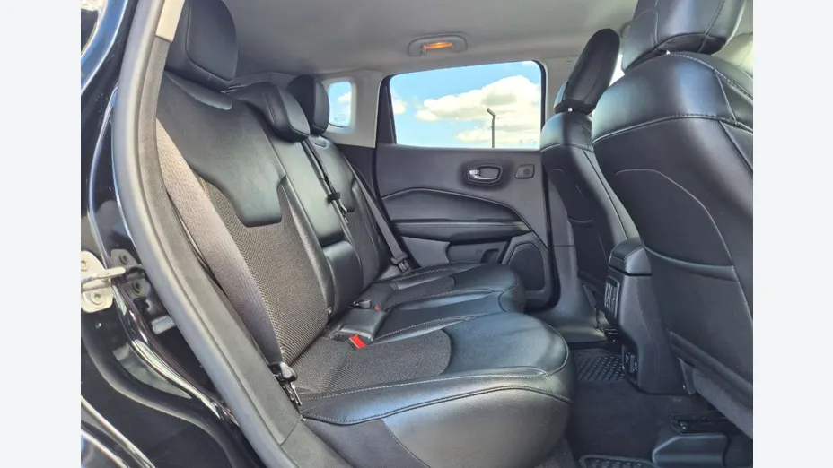 JEEP Compass -