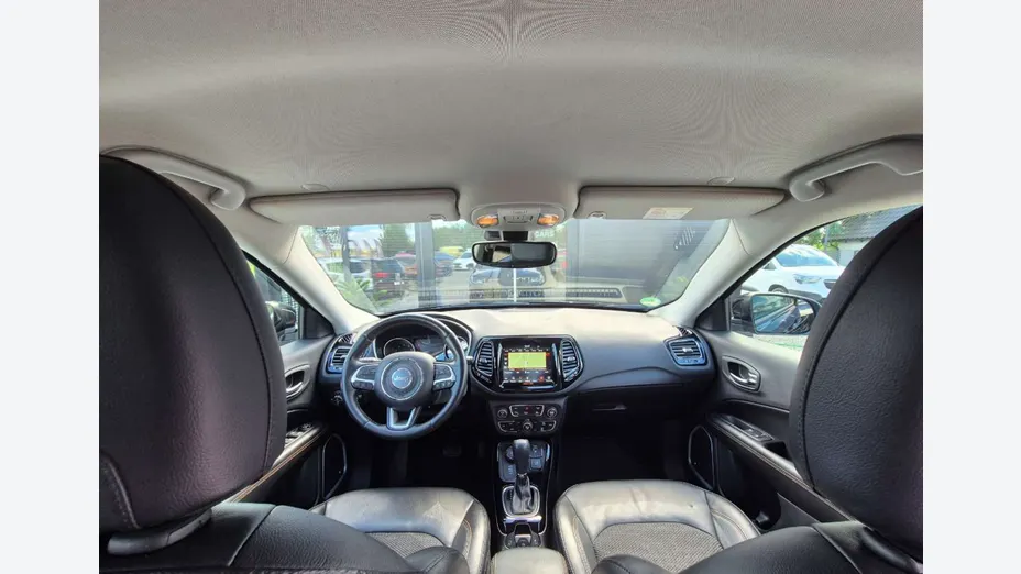 JEEP Compass -