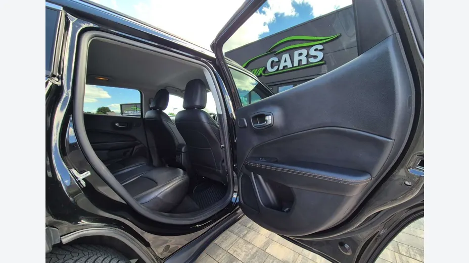 JEEP Compass -