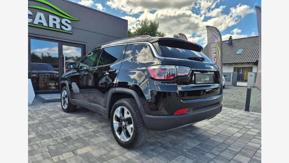 JEEP Compass -