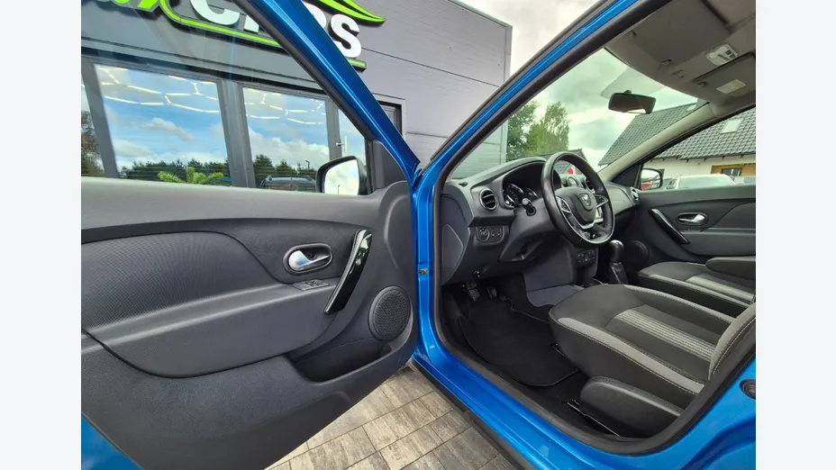 DACIA Sandero -