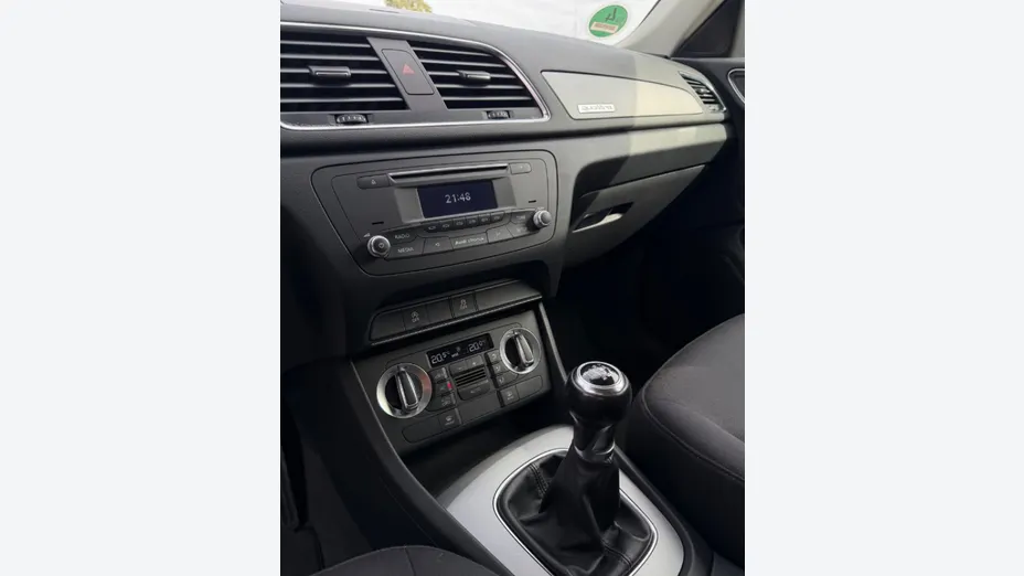 AUDI Q3 -