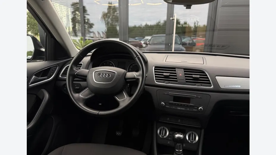 AUDI Q3 -