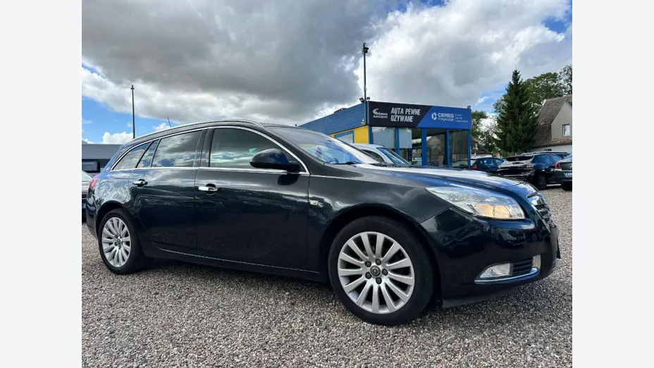 OPEL Insignia -