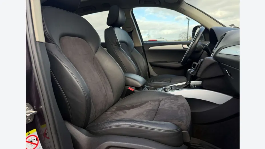 AUDI Q5 -