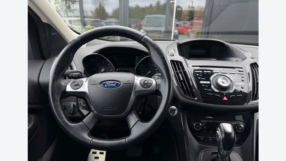FORD Kuga -