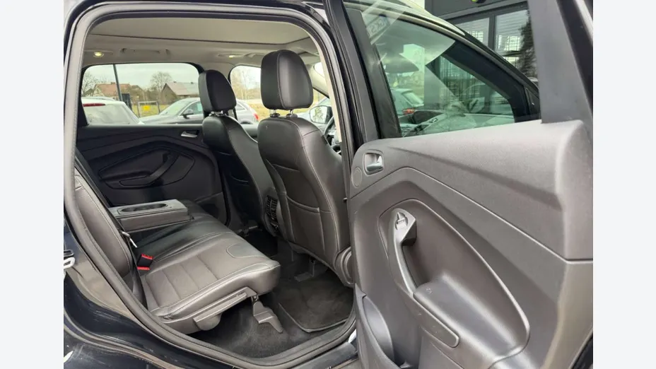 FORD Kuga -