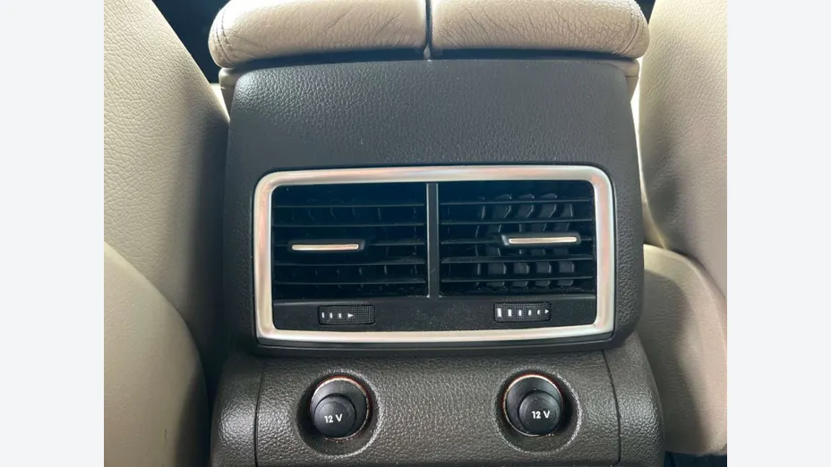 AUDI Q7 -