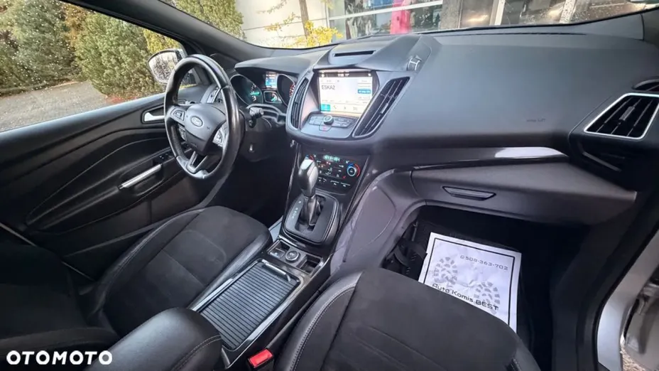 FORD Kuga -