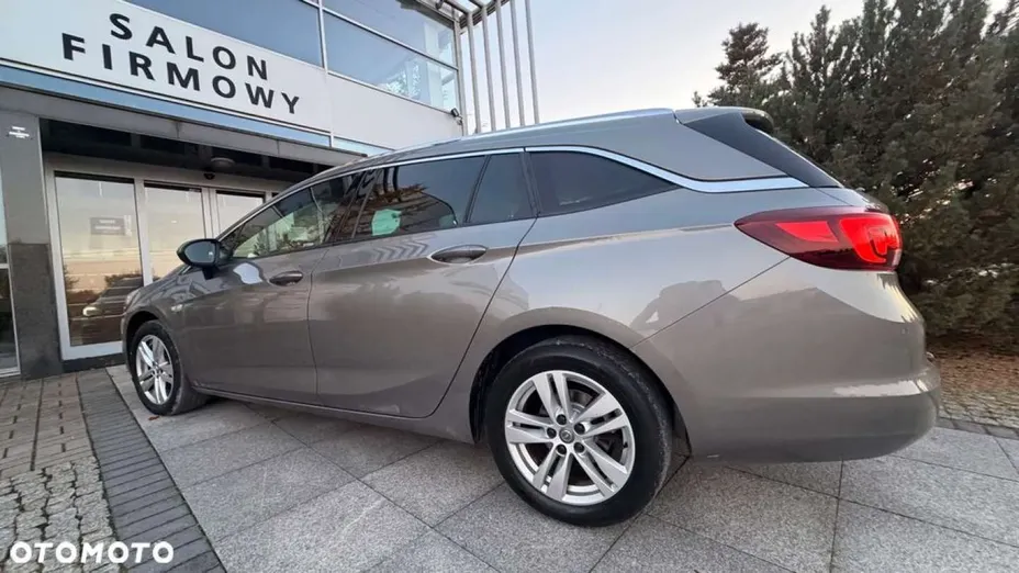 OPEL Astra -