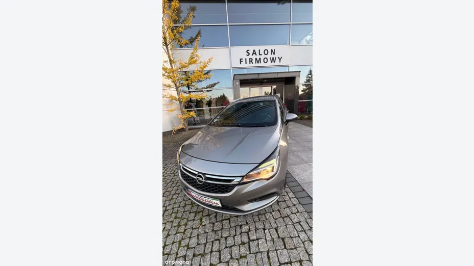 OPEL Astra -