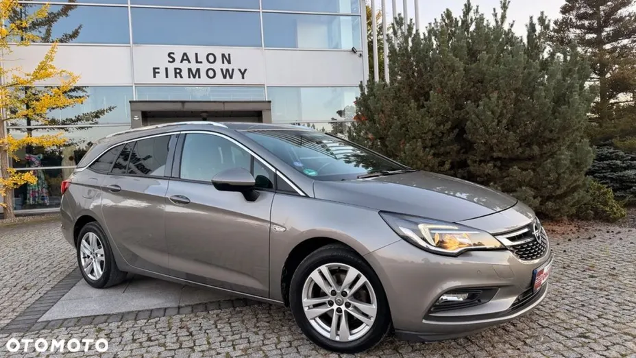 OPEL Astra -