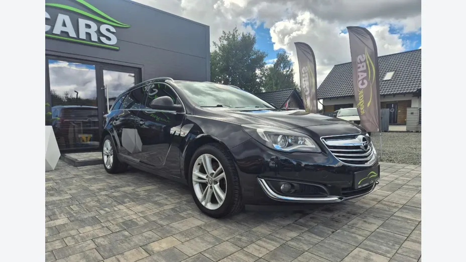 OPEL Insignia -