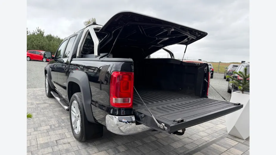 VOLKSWAGEN Amarok -