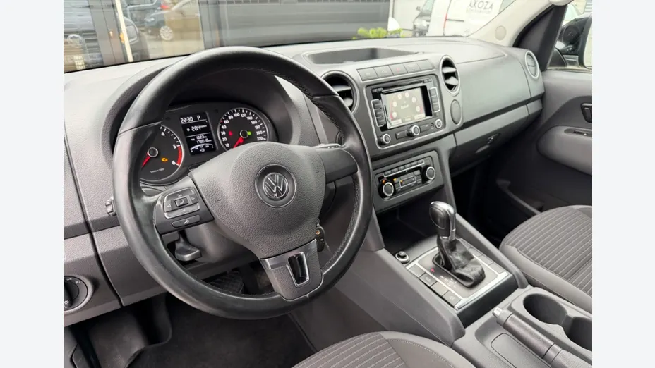 VOLKSWAGEN Amarok -