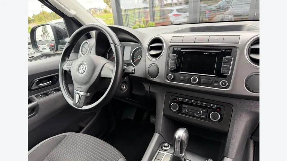 VOLKSWAGEN Amarok -