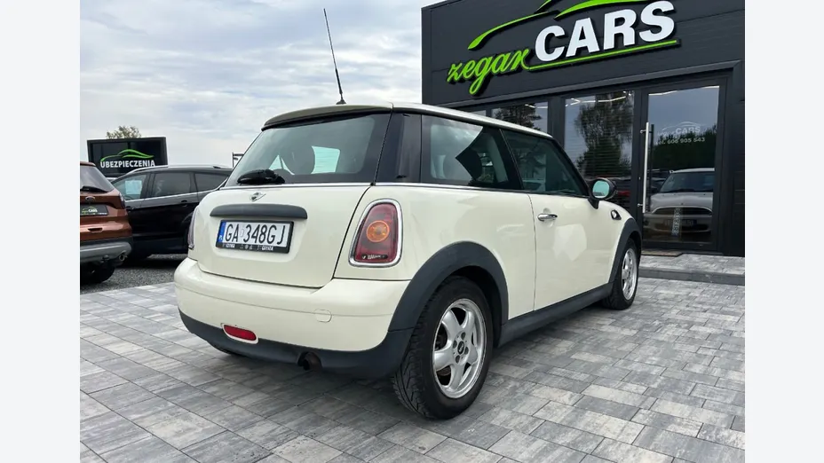 MINI One -