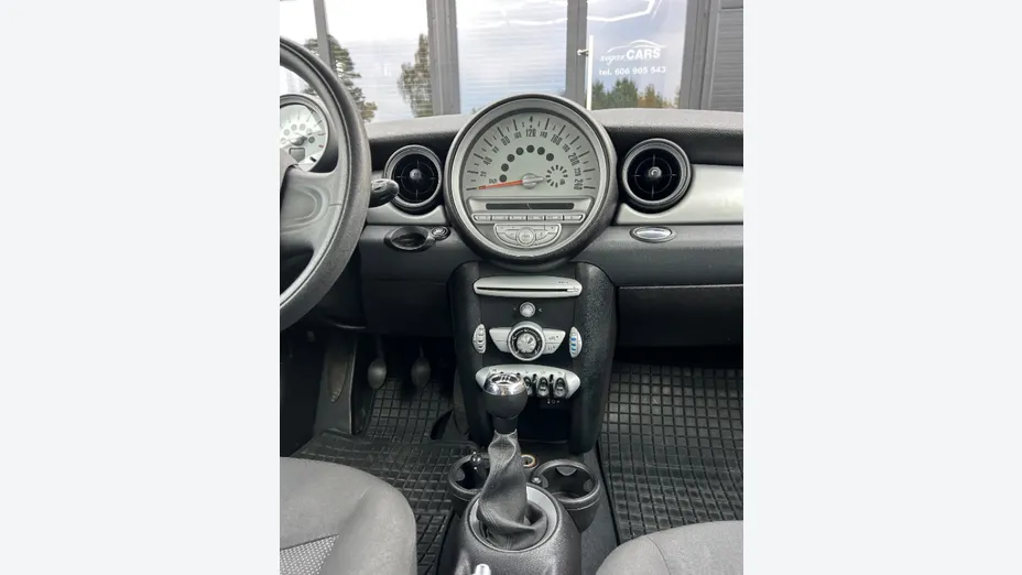 MINI One -
